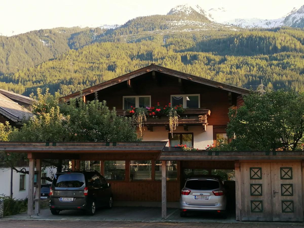 Haus Hofer Leilighet Bramberg am Wildkogel Eksteriør bilde
